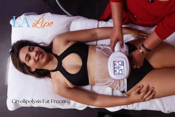 woman getting cryolipolysis Huntingdon